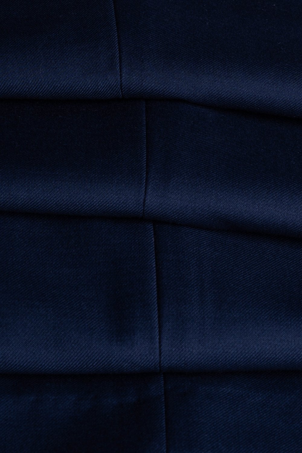 Retail - The Jefferson Suit - 4001