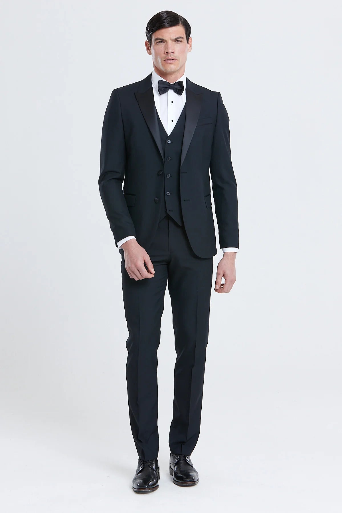 Retail - The Benetti Peak Lapel Tuxedo Black - 4003