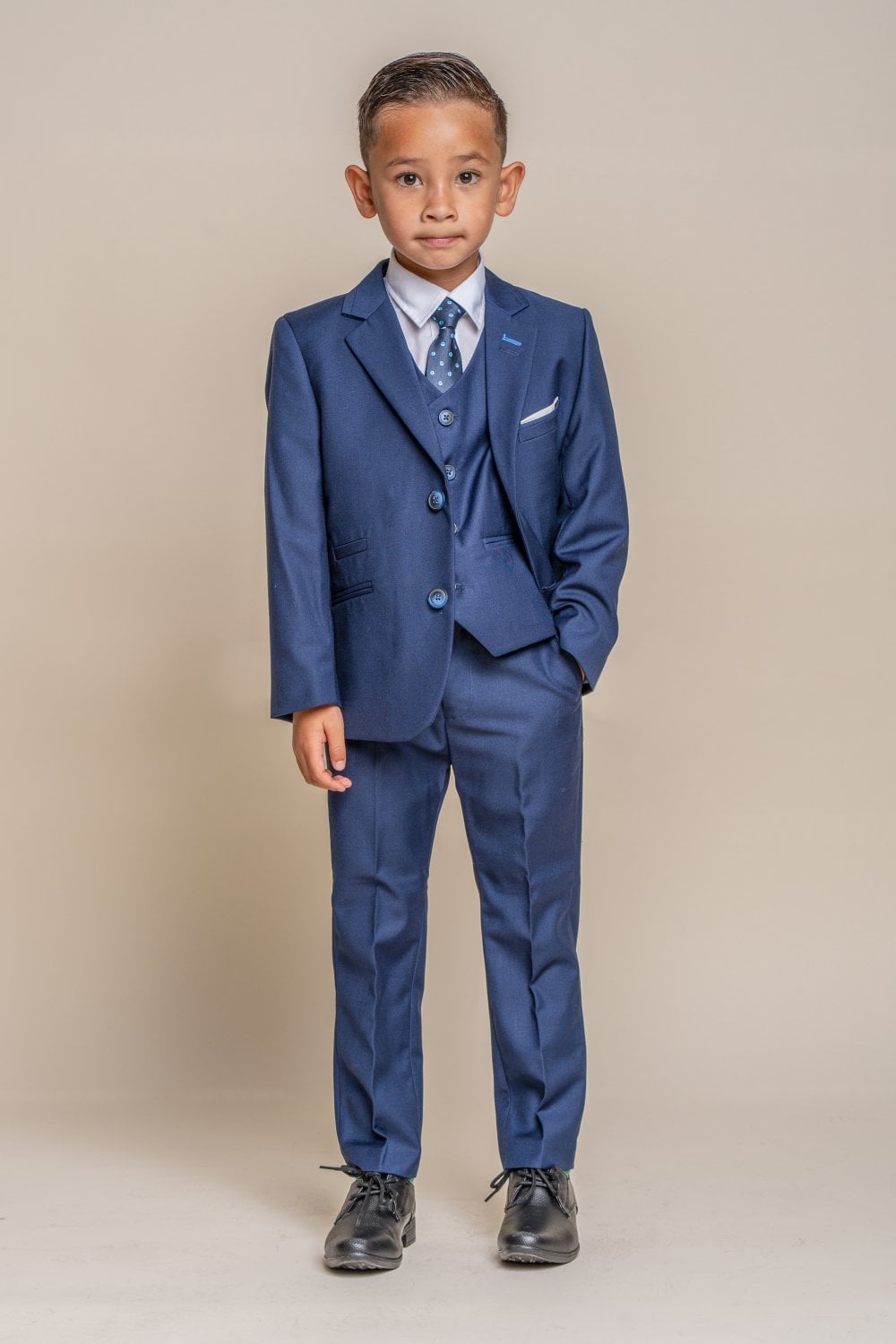 Retail - The Jefferson Suit - 4001